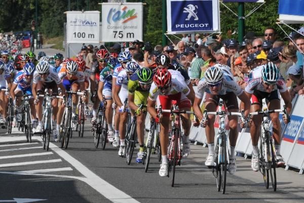 The bunch sprint on stage 3