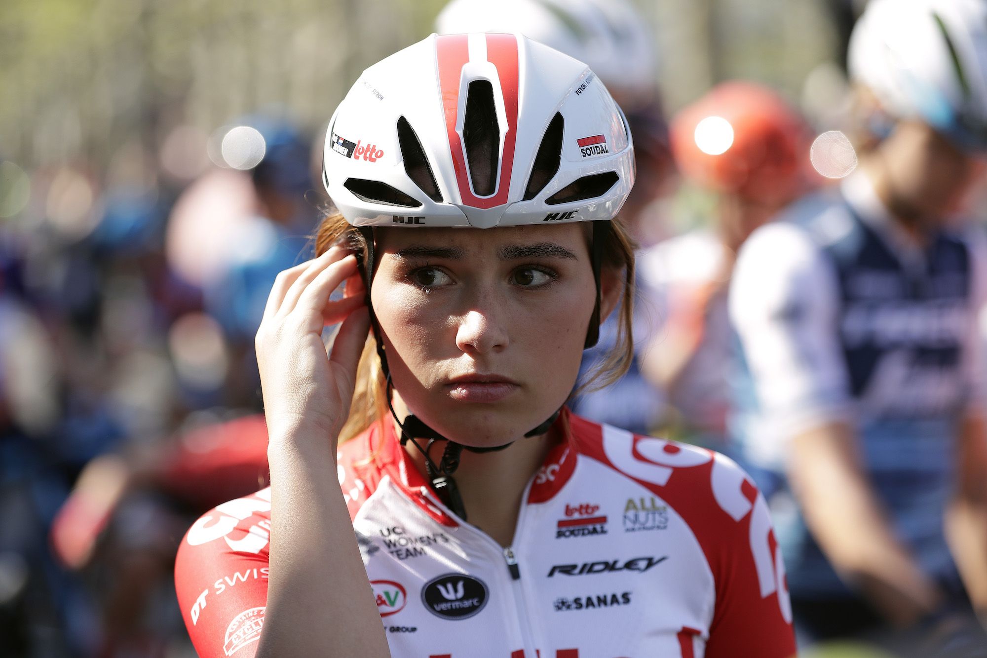 www.cyclingweekly.com
