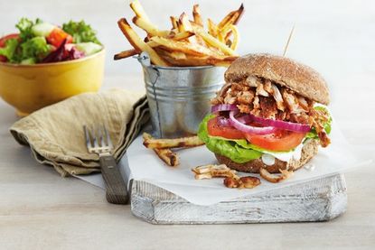 Slimming World's BBQ pulled chicken burger and chips