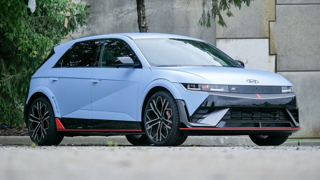 2025 Hyundai Ioniq 5 N AWD test drive.
