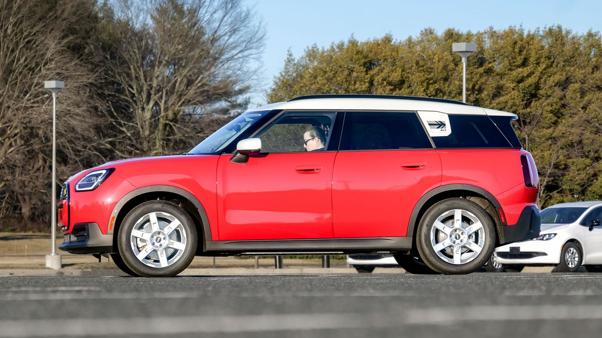 2025 Mini Cooper Countryman SE All4 review.