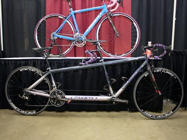 Paketa says its V2 magnesium tandem frame can be built up under 11kg (24lb).