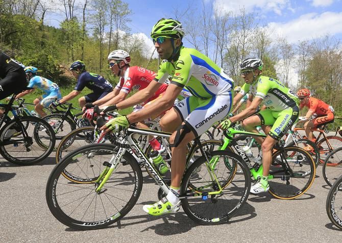 Moreno Moser (Cannondale) sits comfortably in the field