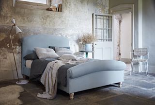 Bedroom with blue bed by Naturalmat