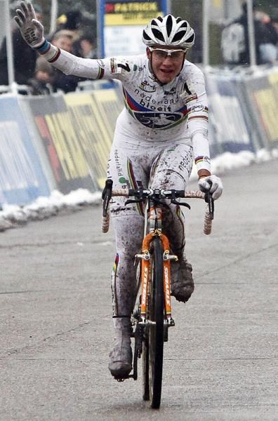 Marianne Vos happy to make the podium in her first 'cross race of the season