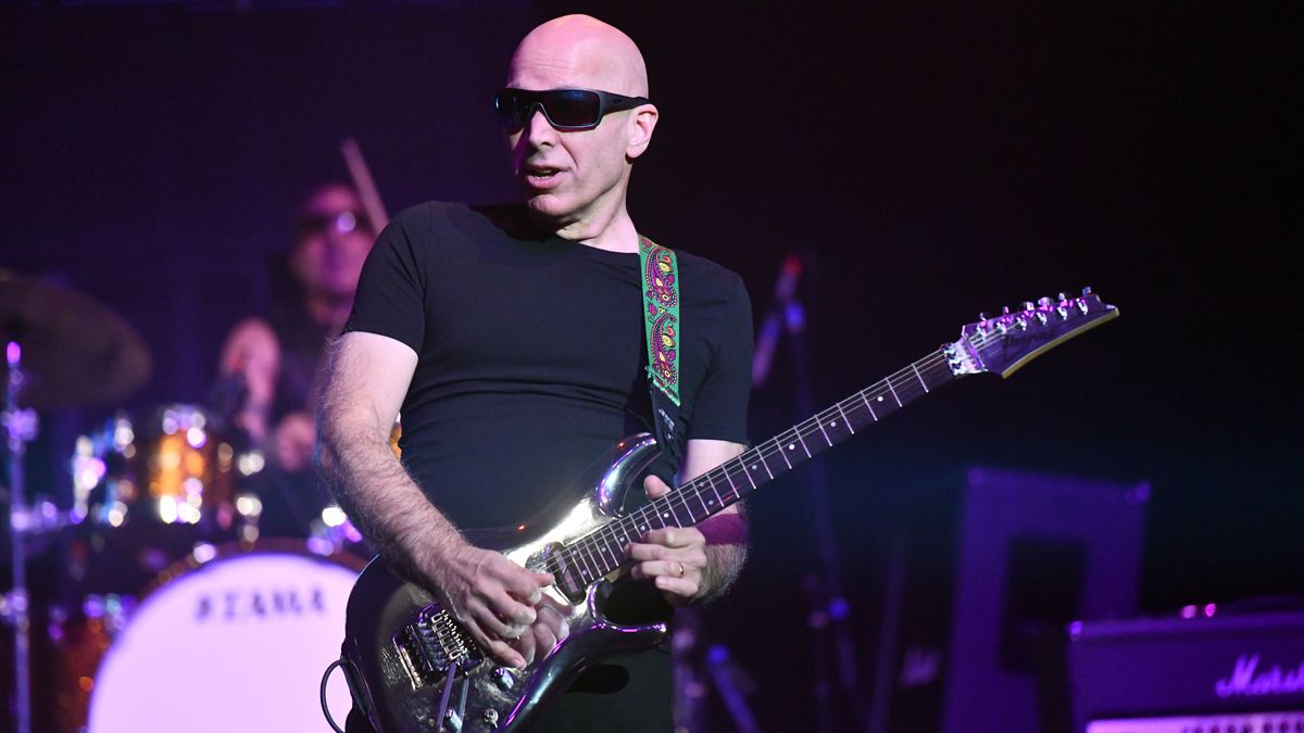 Joe Satriani playing live