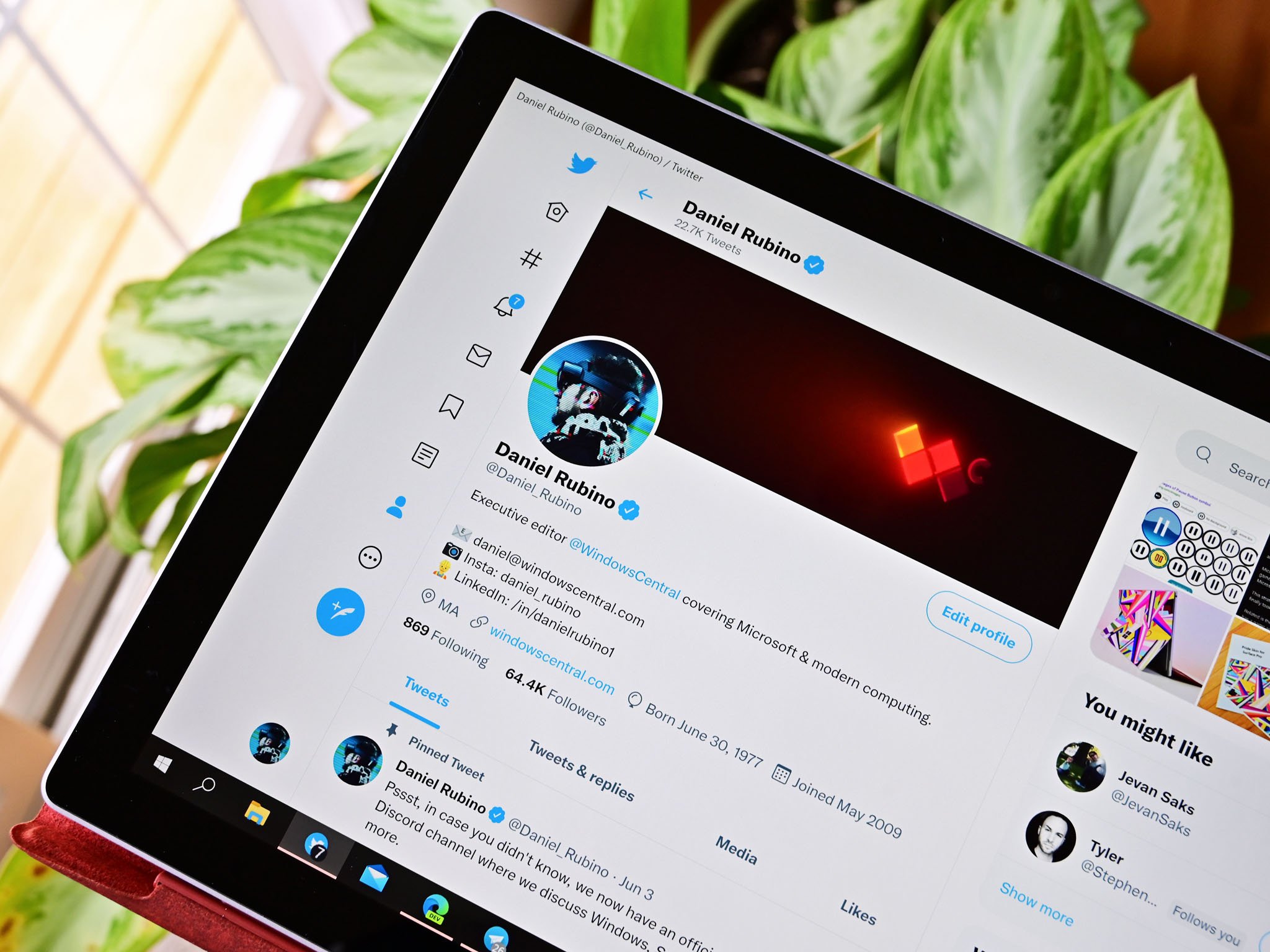 Official Twitter app for Windows 10 sneakily becomes an Edge