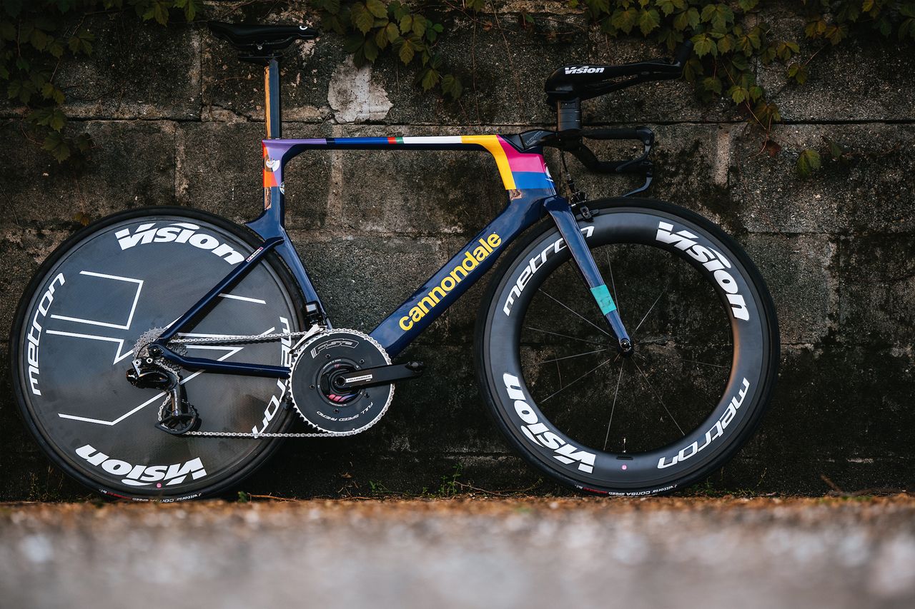 Hugh Carthy's Cannondale SuperSlice TT bike from the Giro d'Italia