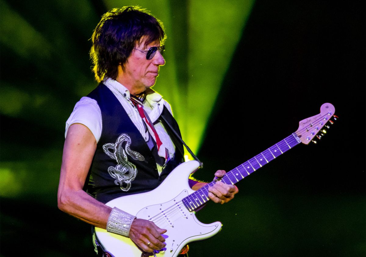 Jeff Beck performing at DTE Energy Music Theater