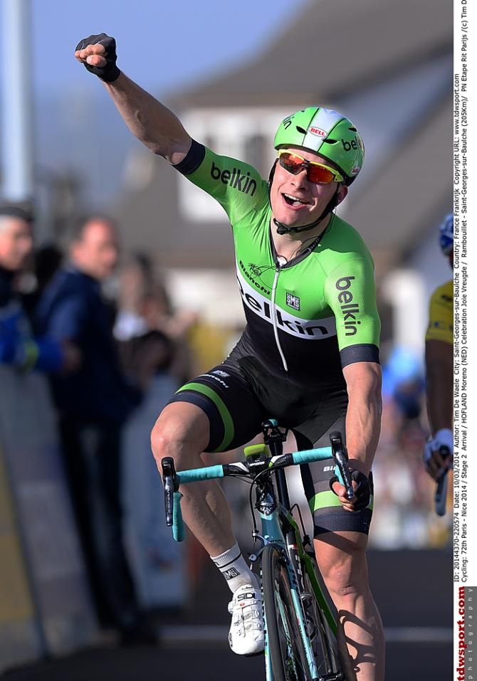 Moreno Hofland (Belkin) wins ahead of John Degenkolb (Giant-Shimano) on stage 2 of Paris-Nice