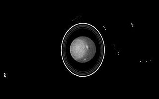 A 1998 image of Uranus aken with the Hubble Space Telescope. Until optics technology improved, it was difficult for astronomers to follow up on the 1986 flyby of Uranus by Voyager 2.