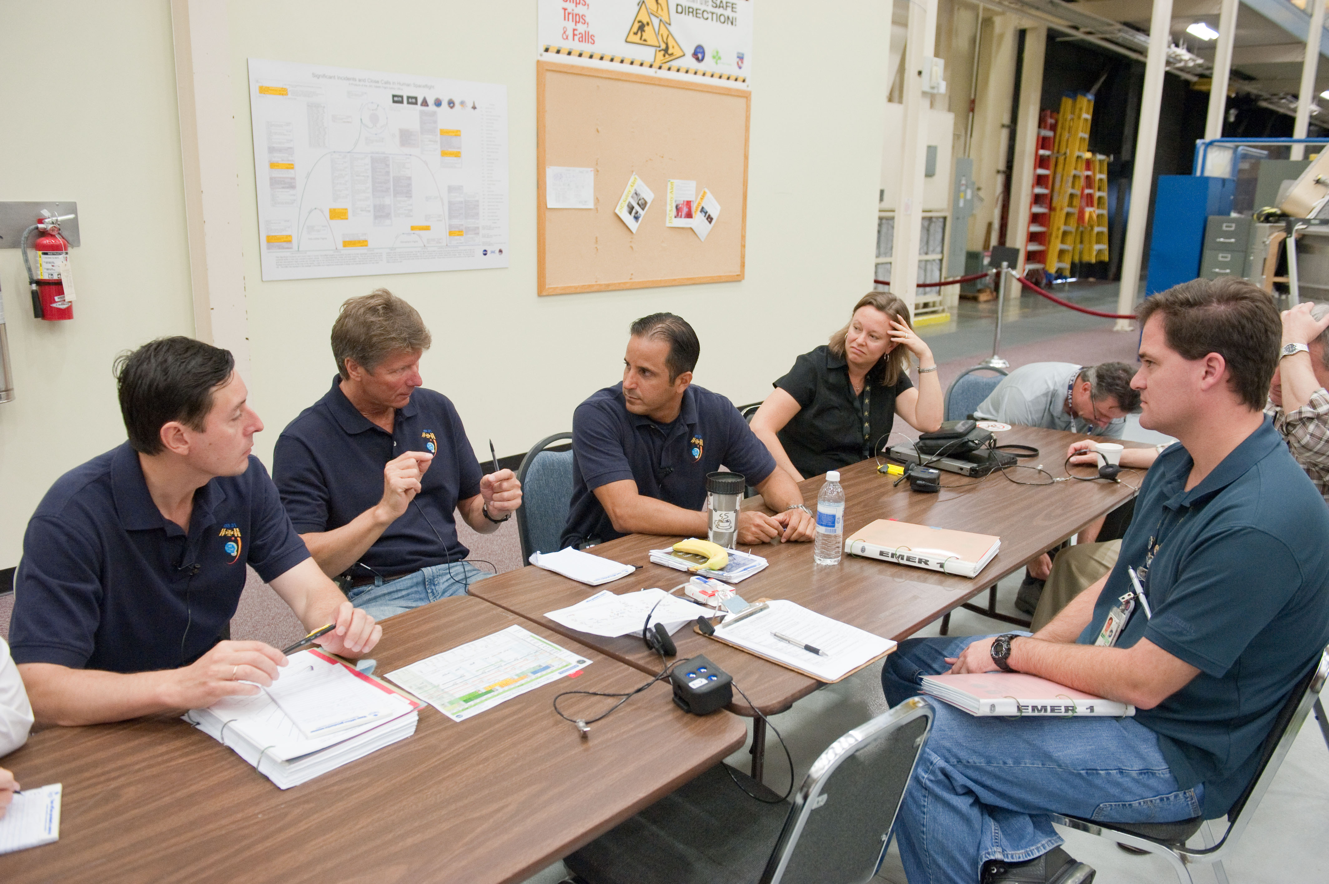 The space station&#039;s Expedition 31 crewmembers in training.