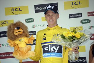 Chris Froome wins stage one of the 2014 Criterium du Dauphine