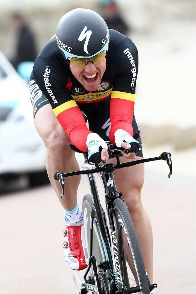 Belgian time trial champion Kristof Vandewalle (Omega Pharma-Quick Step) powers to victory in the prologue time trial.