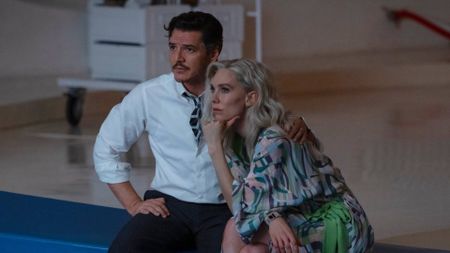 Pedro Pascal as Reed Richards and Vanessa Kirby as Sue Storm in The Fantastic Four - First Steps