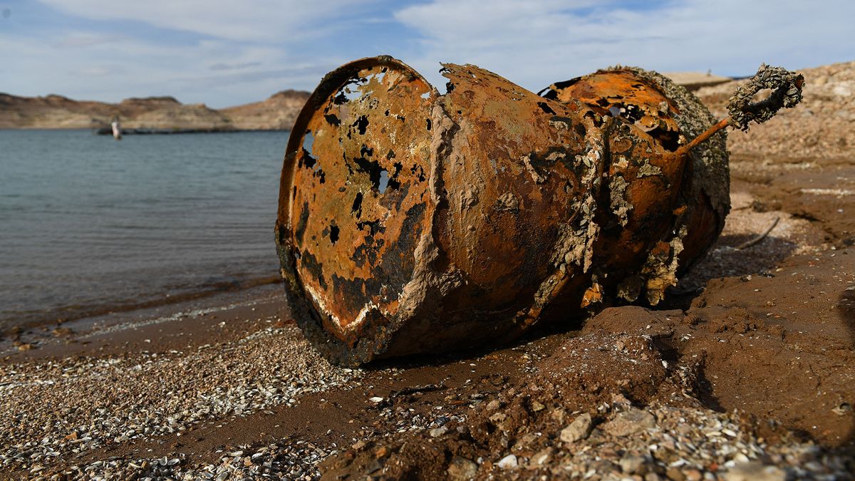 Submerged human corpses rise from drought-stricken Lake Mead | Live Science