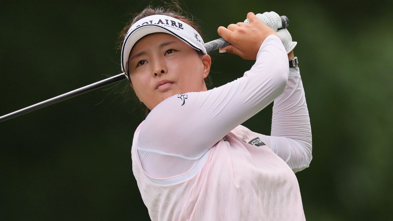 Jin Young Ko takes a shot at the KPMG Women&#039;s PGA Championship at Baltusrol Golf Club