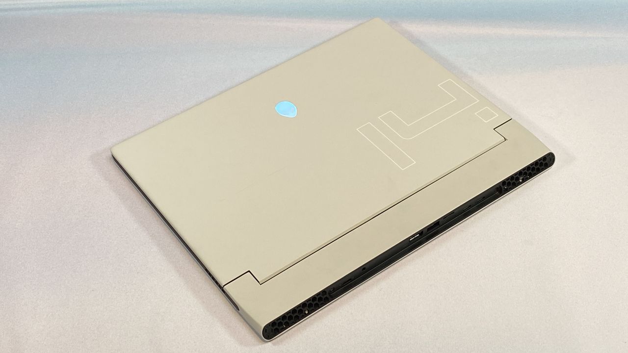 Alienware x14