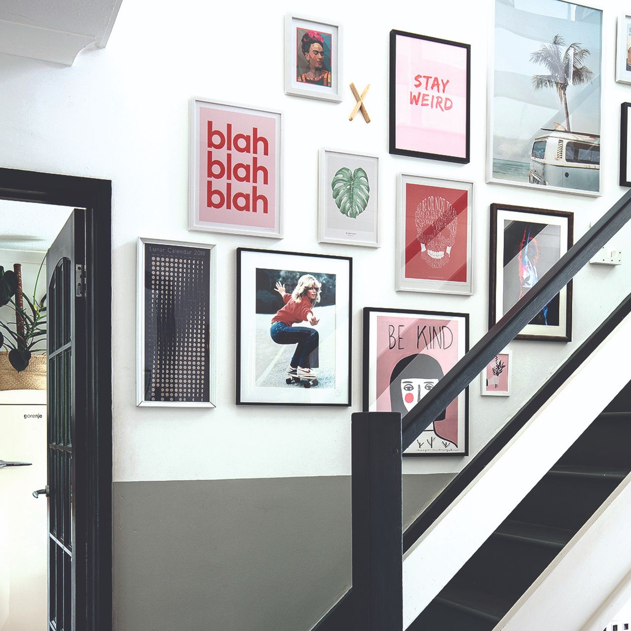 3 ways to update picture frames for elevated art displays Ideal Home
