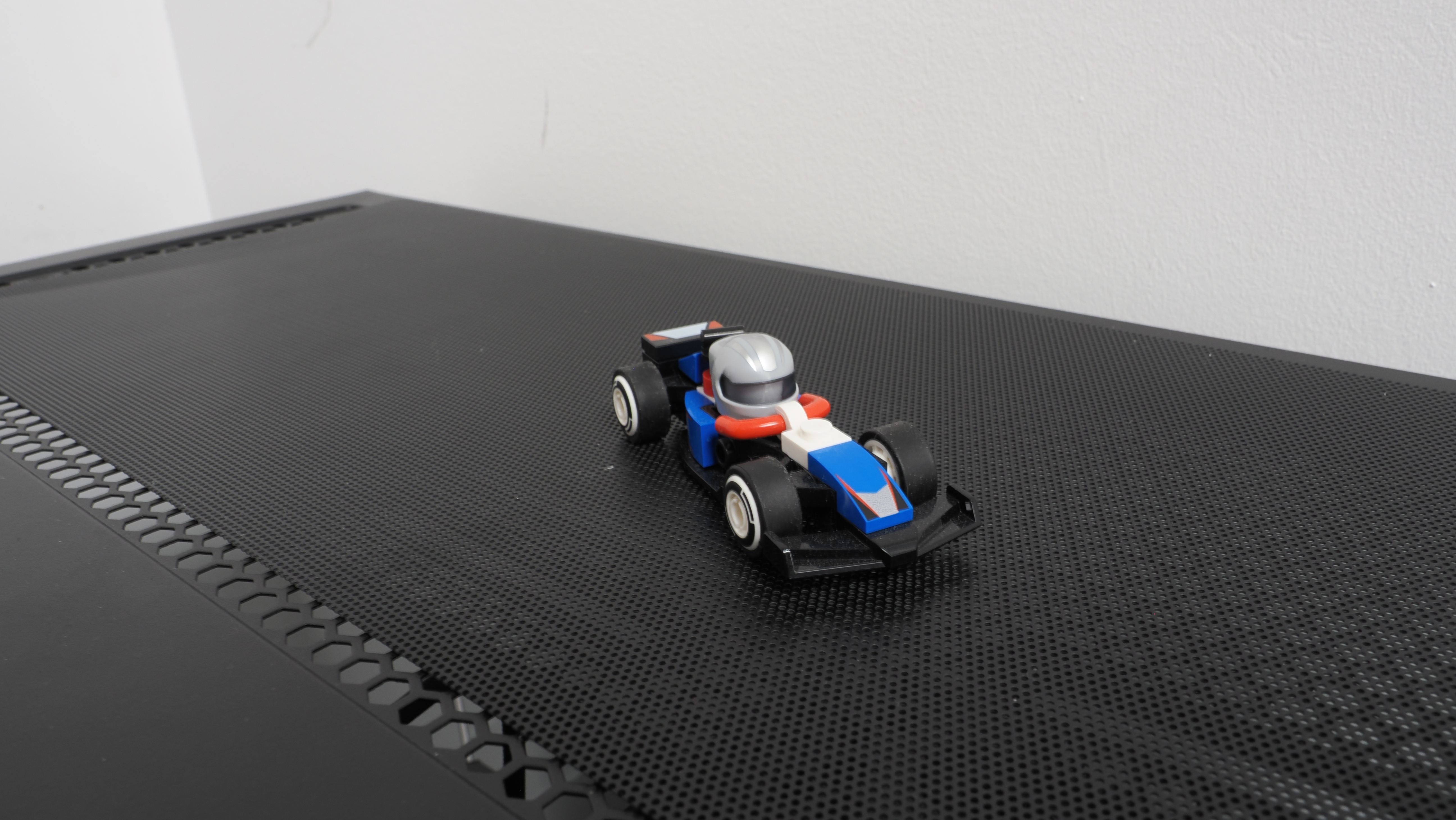 A photo taken on an OM System OM-1 Mark II Micro Four Thirds mirrorless camera