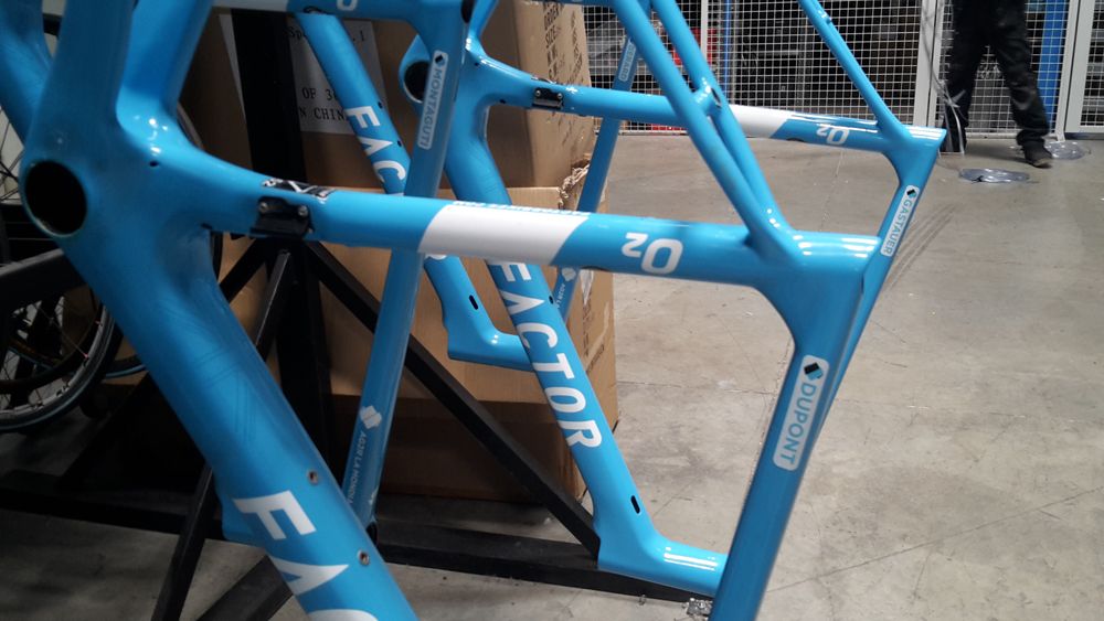 The Factor O2 road frames