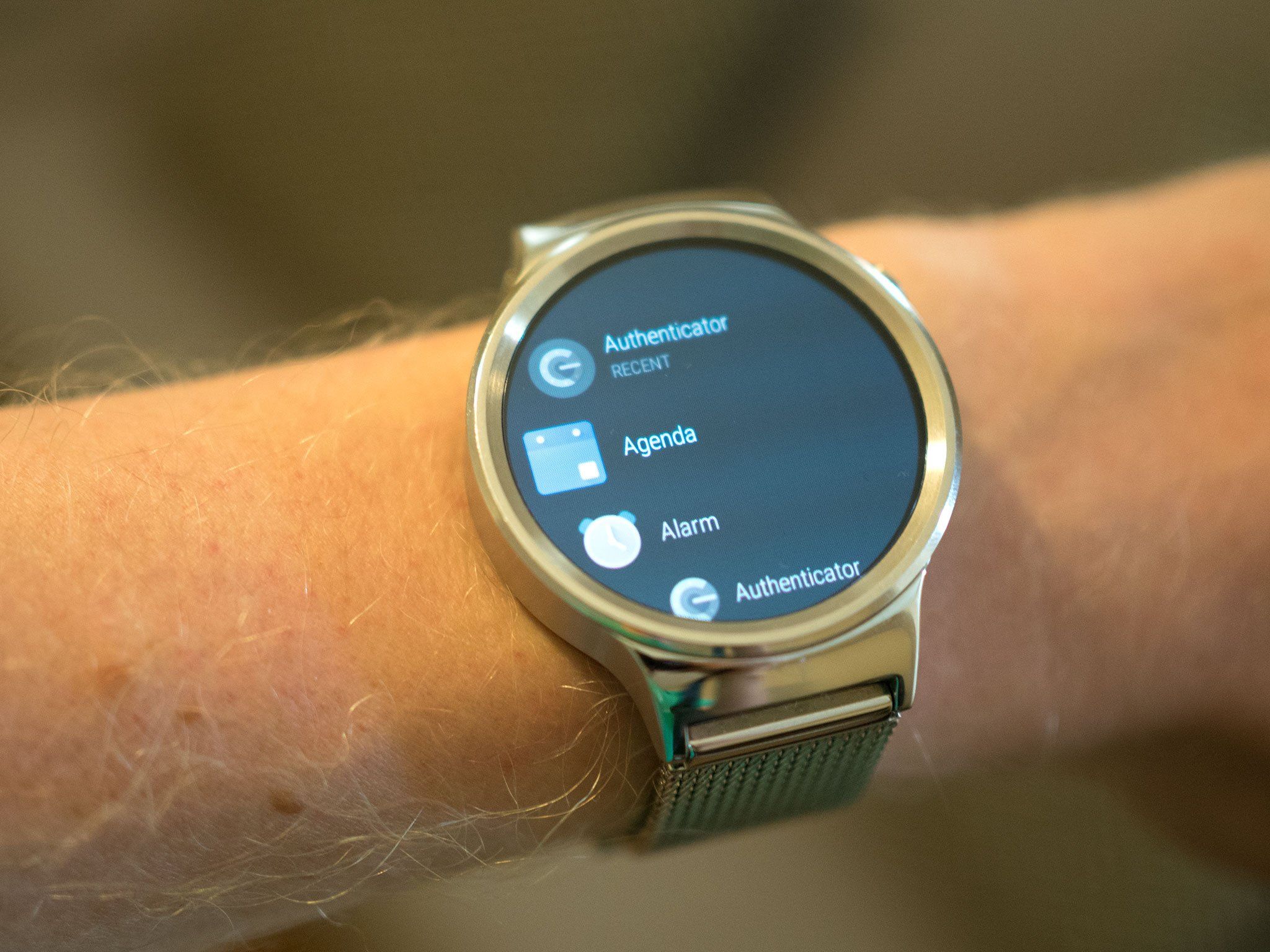 Original Huawei Watch finally gets Android Wear 2.0 update | Android ...