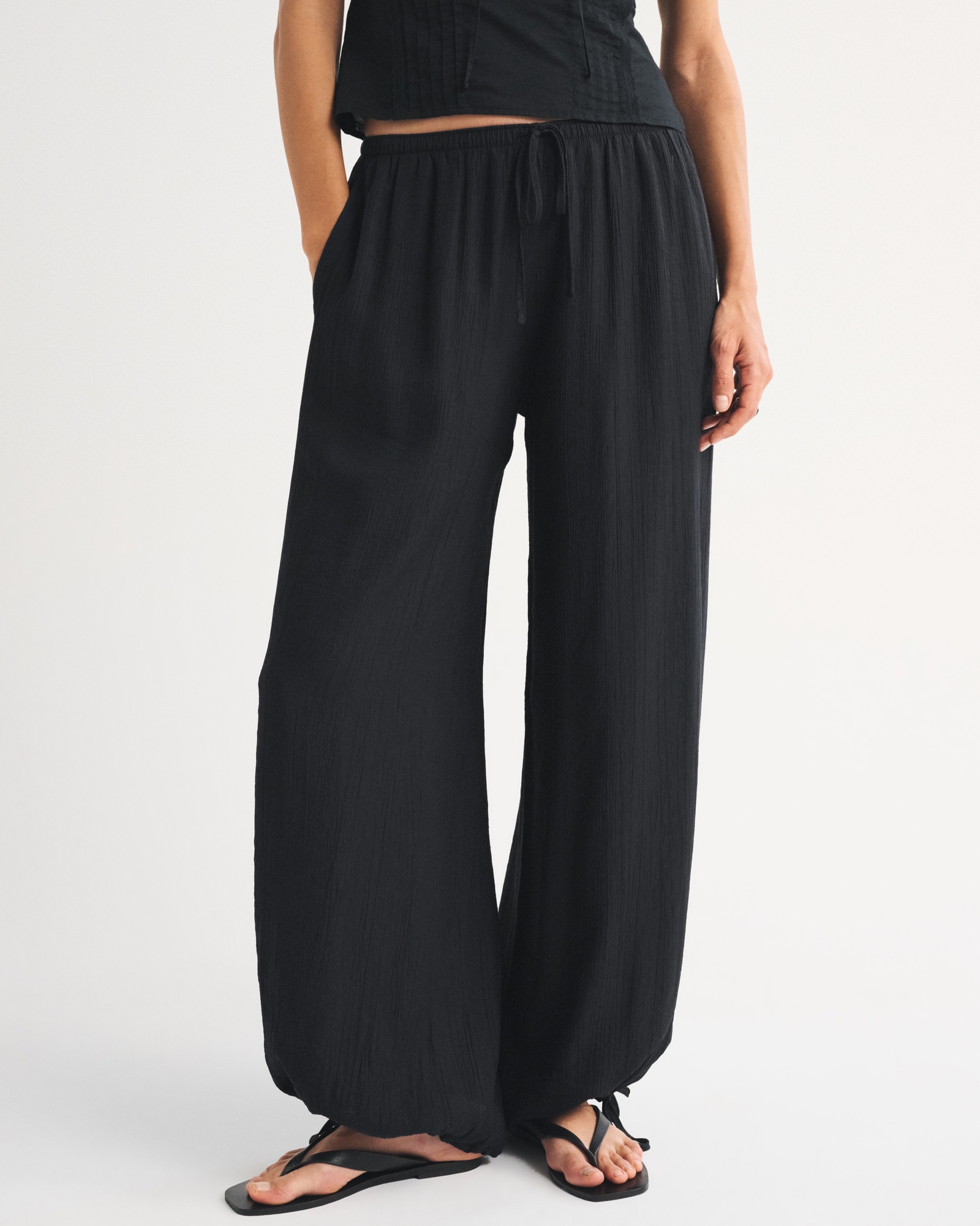 Convertible Crinkle Balloon Pull-On Pant
