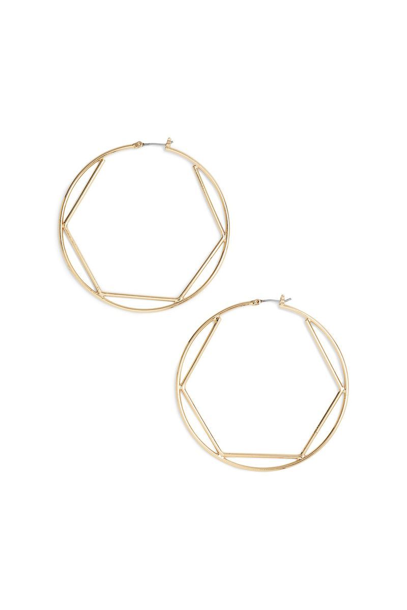 Jewellery, Fashion accessory, Bangle, Earrings, Metal, Bracelet, Circle, Body jewelry, Beige, Oval,