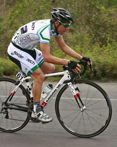 Francois Parisien (Spidertech pb Planet Energy) puts his head down and motors towards the finish.
