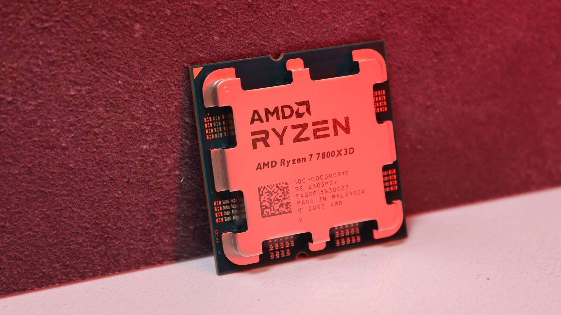 Самый лучший игровой процессор AMD не уступит новейшему игровому процессору AMD, и это по мнению AMD.