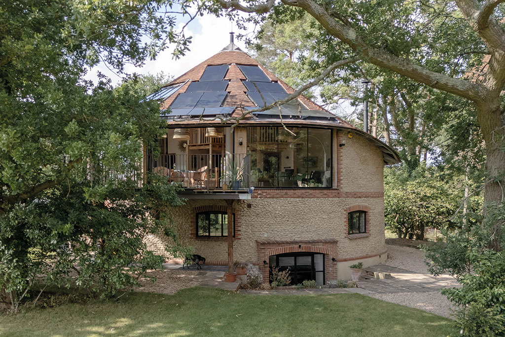 Eco-friendly properties: The Roundhouse, Old Knebworth, Hertfordshire