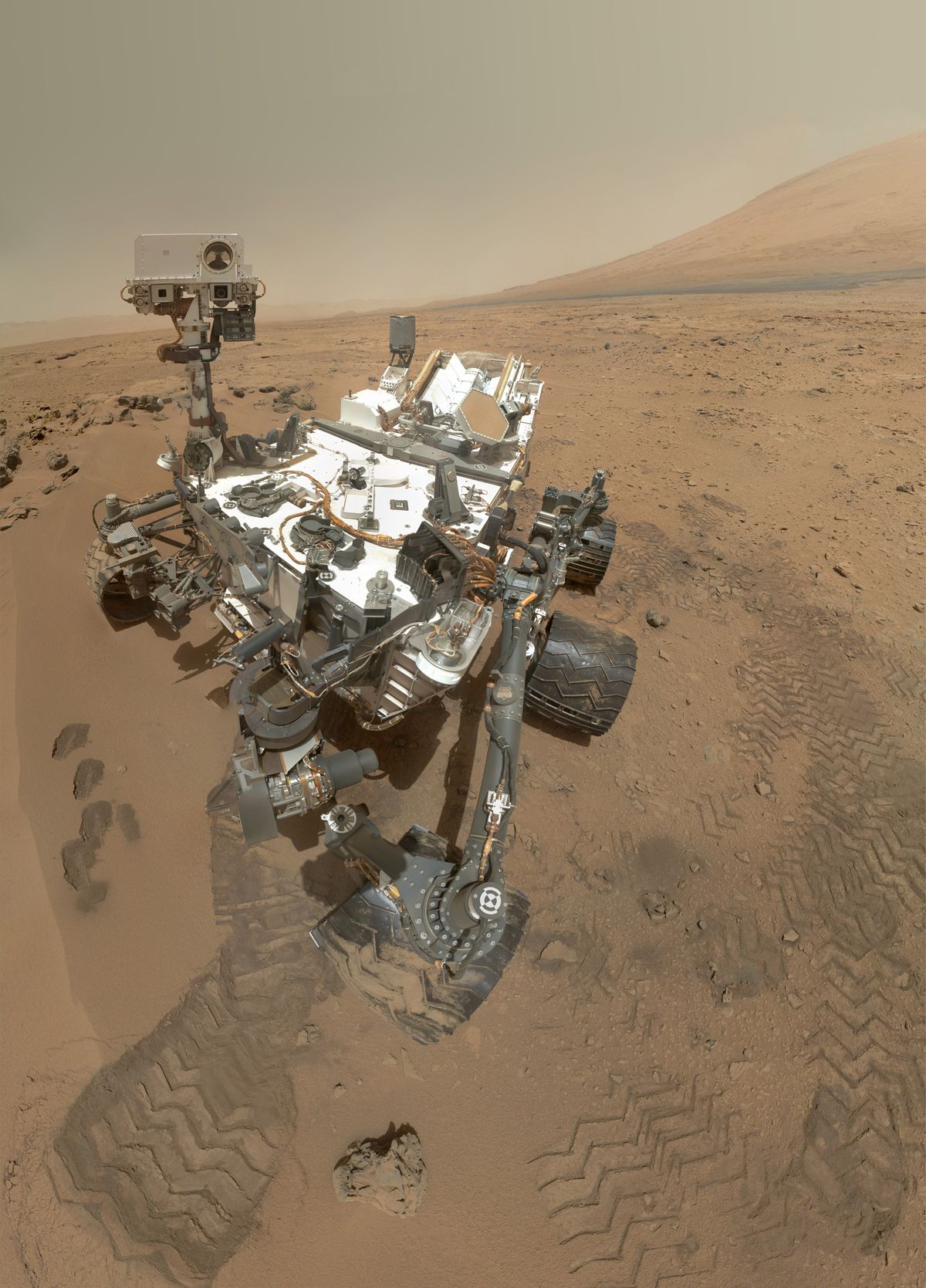 Curiosity Rover&#039;s Hi-Res Self-Portrait