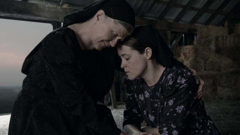 Judith Ivey and Claire Foy in Women Talking