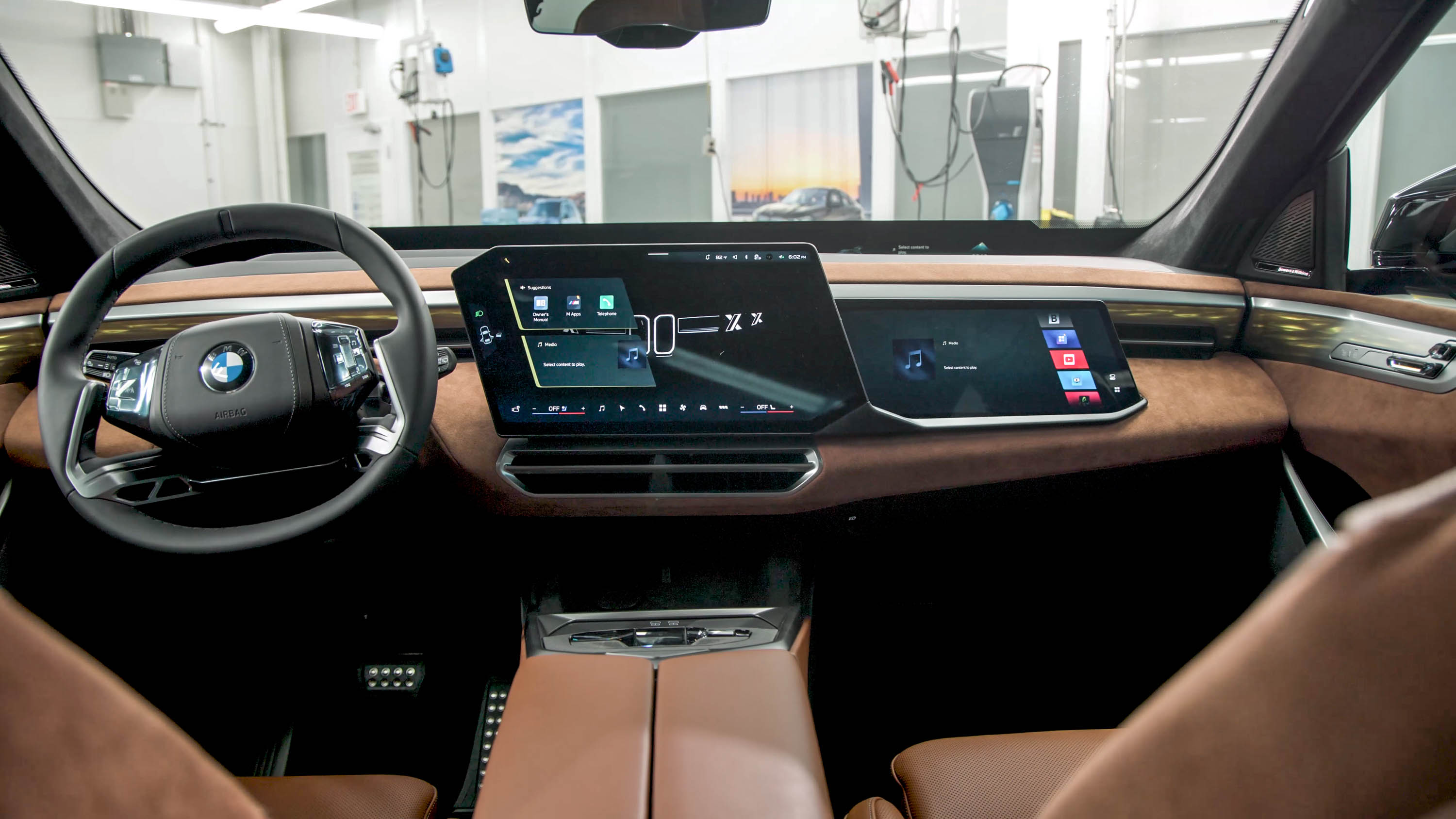 BMW iX5 EV