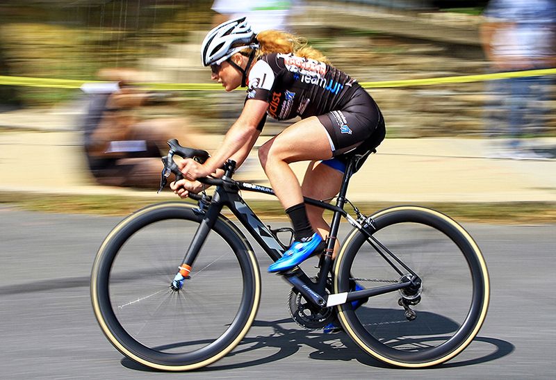 Christy Keely (Total Cyclist) pushes the pace.