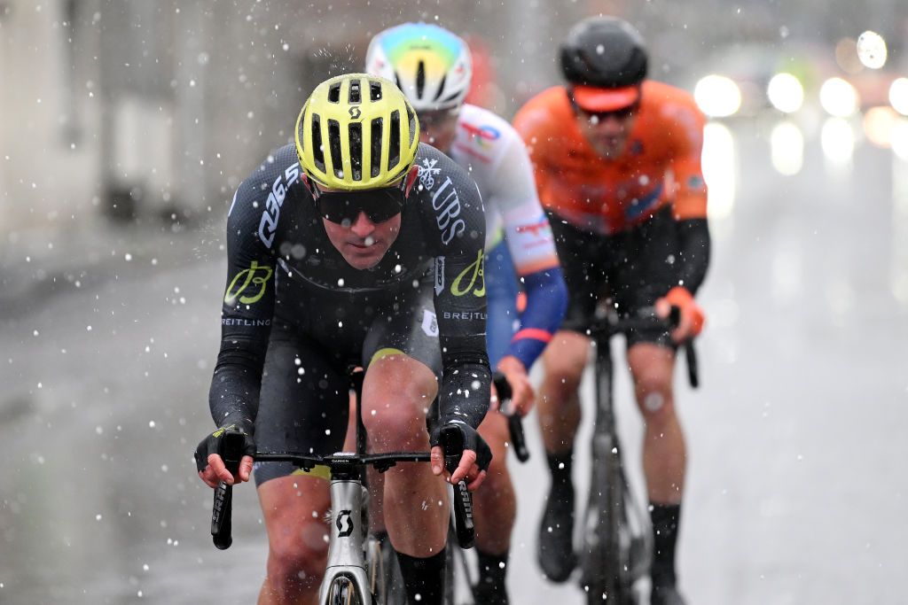 HUY BELGIUM APRIL 17 James Whelan of Australia and Q365 Pro Cycling Team leads the peloton during the 88th La Fleche Wallonne 2024 Mens Elite a 1986km one day race from Charleroi to Huy UCIWT on April 17 2024 in Huy Belgium Photo by Dario BelingheriGetty Images