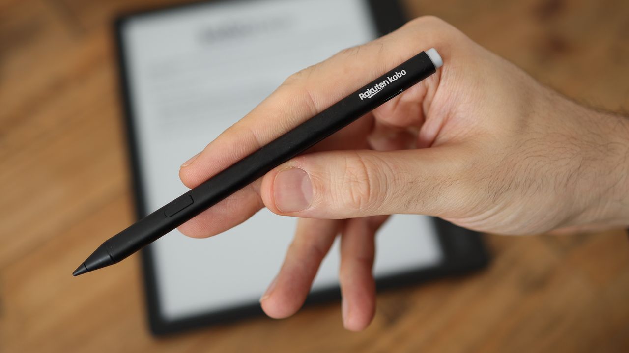 A photo of the Kobo Elipsa 2E