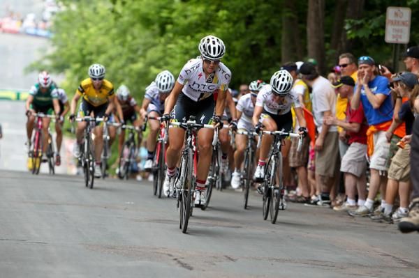 Evelyn Stevens (HTC-Highroad) bringing up the lead group.