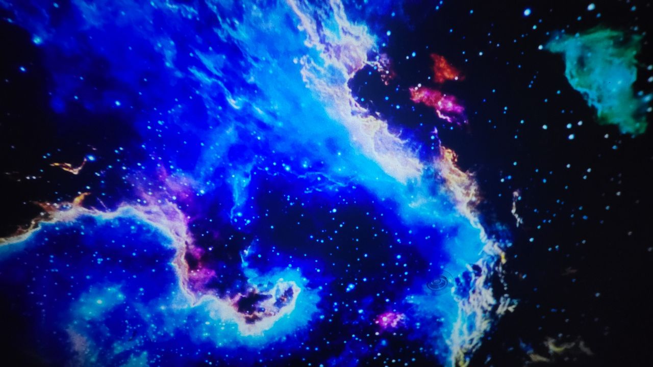 Projection example from the Orzorz Galaxy Lite Home Planetarium Star Projector