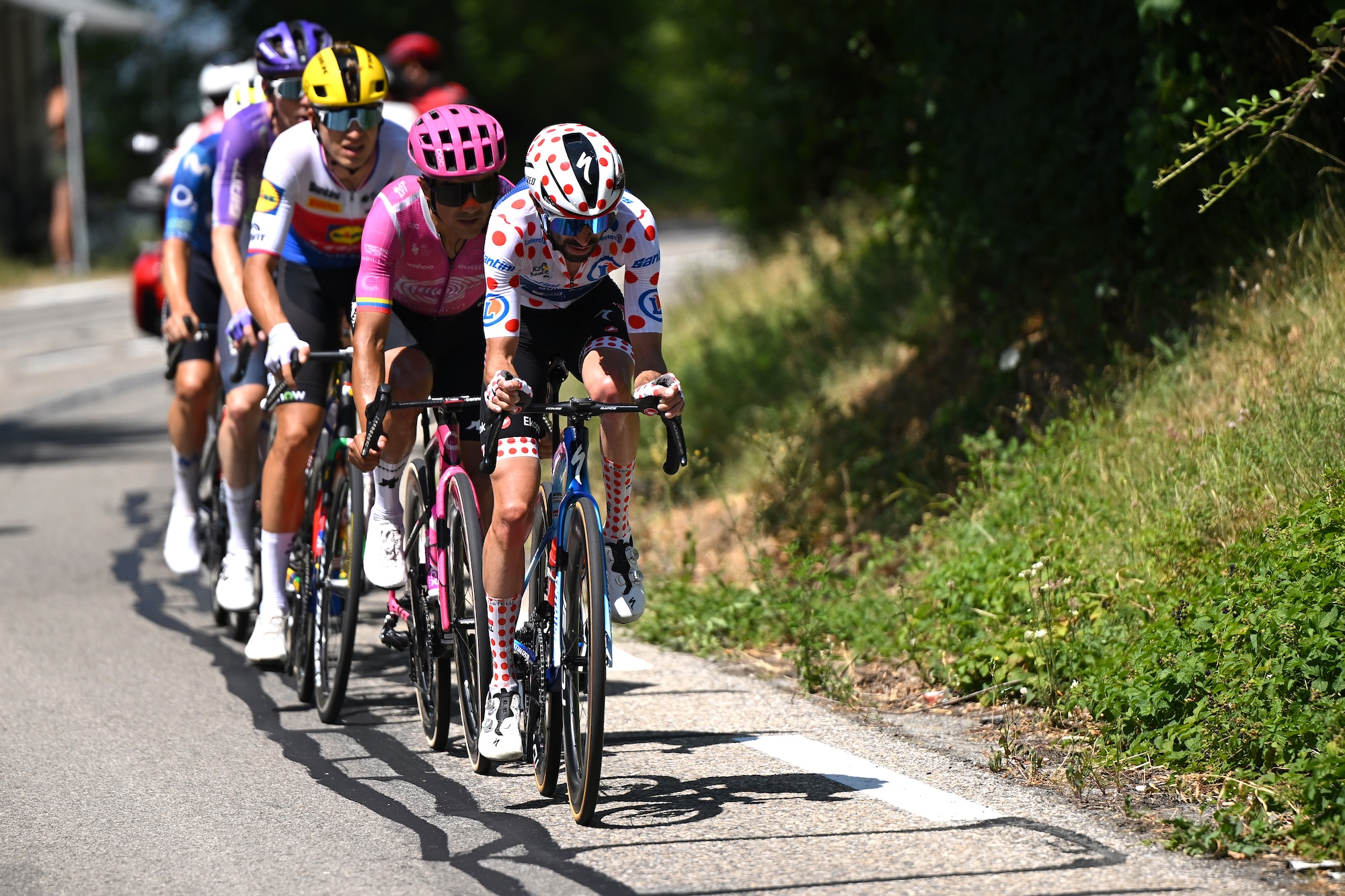 ORCIERES, FRANCE - JULY 23: (L-R) Richard Carapaz of Ecuador and Team EF Education - EasyPost and Valentin Paret-Peintre of France and Team Soudal Quick-Step - Polka Dot Mountain Jersey compete in the chase group during the 113th Tour de France 2026, Stage 18 a 185.2km stage from Voiron to Orcieres-Merlette 1825m / #UCIWT / on July 23, 2026 in Orcieres, France. (Photo by Dario Belingheri/Getty Images)