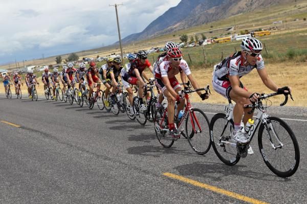 Brad White (UnitedHelthcare-Maxxis) strings out the break.