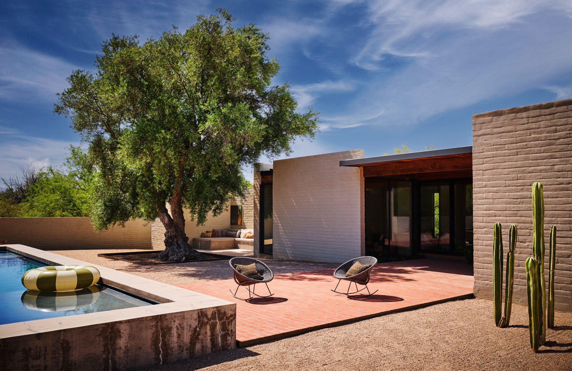 These pristine Arizona desert homes know how to beat the heat