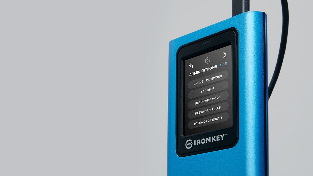 Kingston IronKey Vault Privacy 80