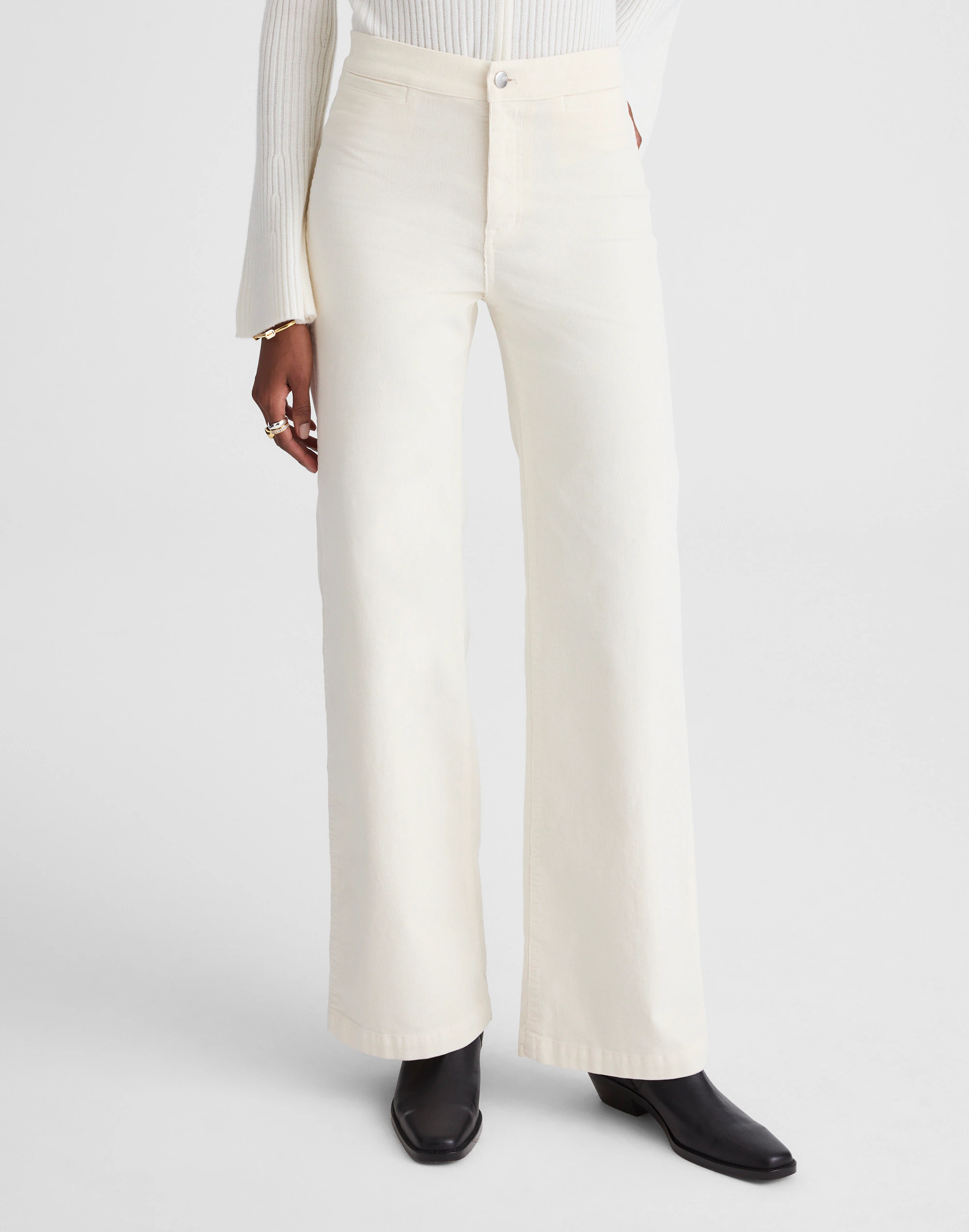 The Wide-Leg Pant in Corduroy