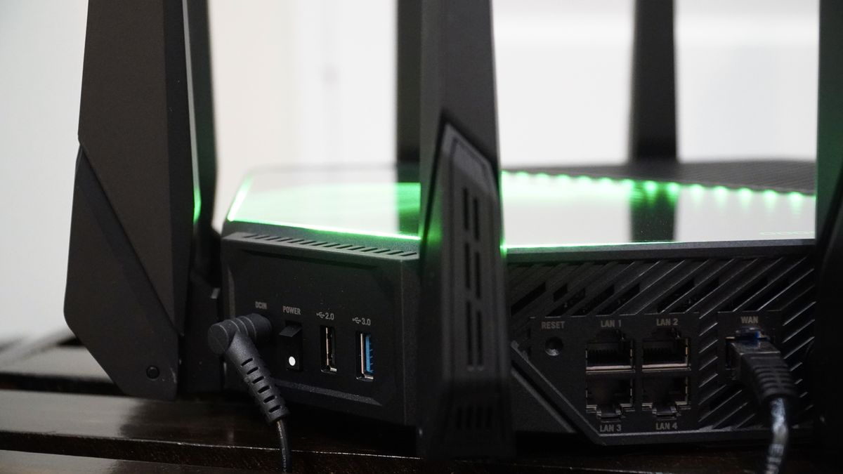 Router vs. mesh networking What's best for your home WiFi network