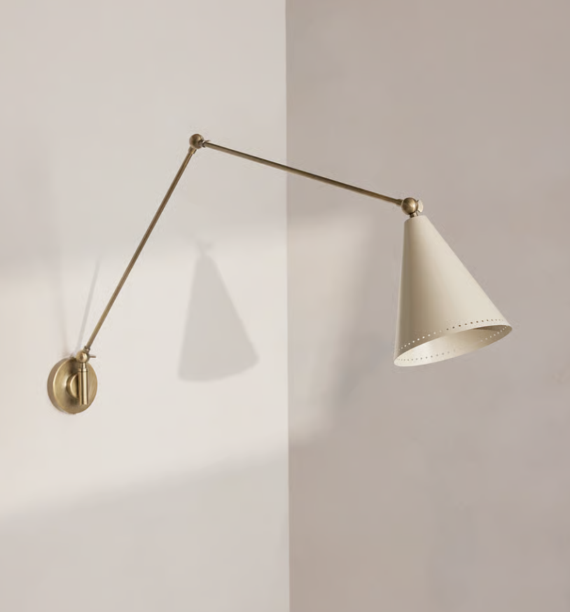 wall light with articulating arm
