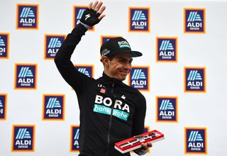 Sergio Higuita (Bora-Hansgrohe) wins queen stage 4 at Tour de Romandie