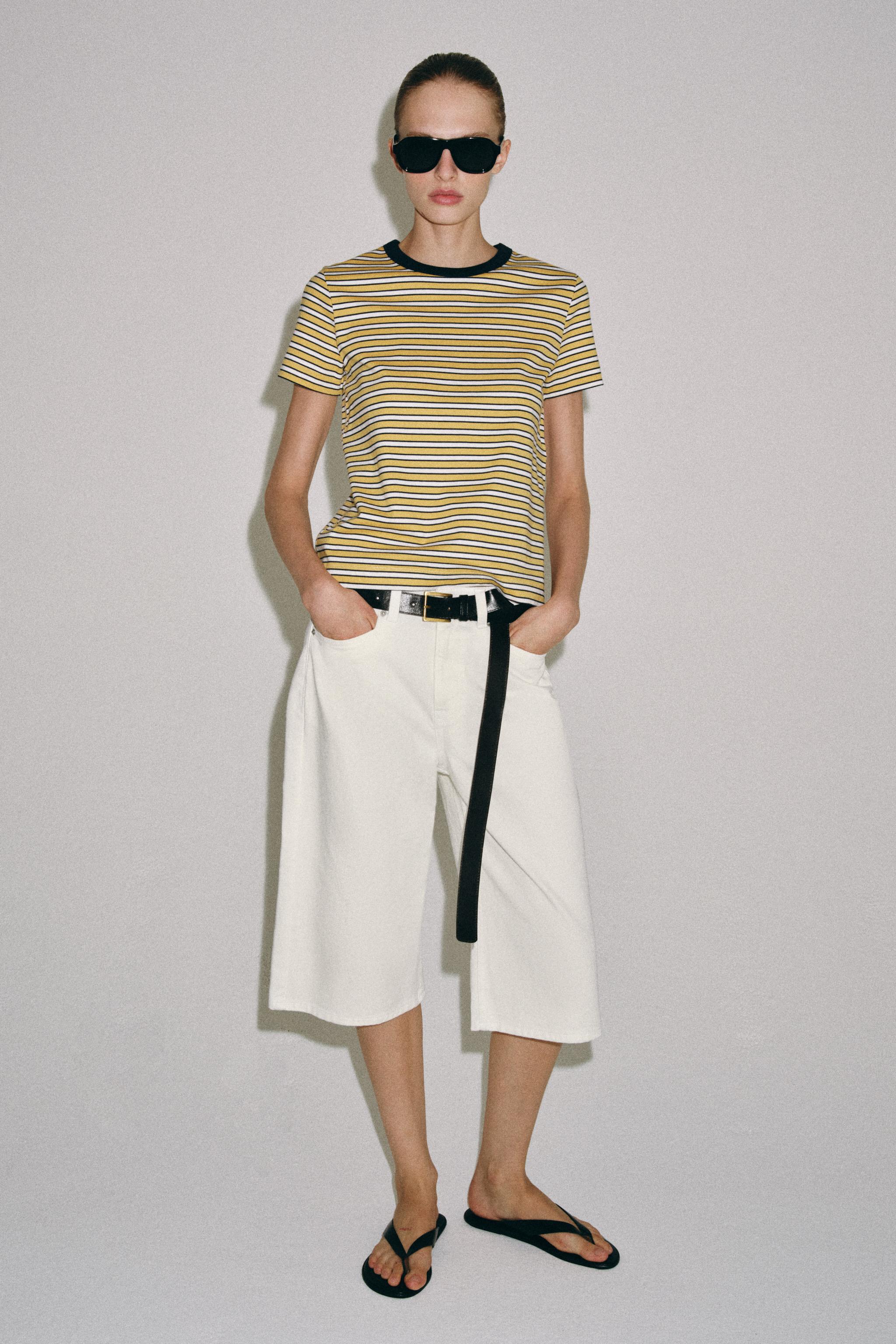 Interlock Short Sleeve T-Shirt - Yellow - Xs