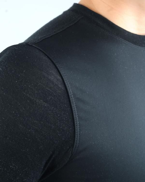 The laminate front panel effectively blocks chilling air from coming all the way through to your skin but it's still not a substitute for a proper outer layer when it's really cold
