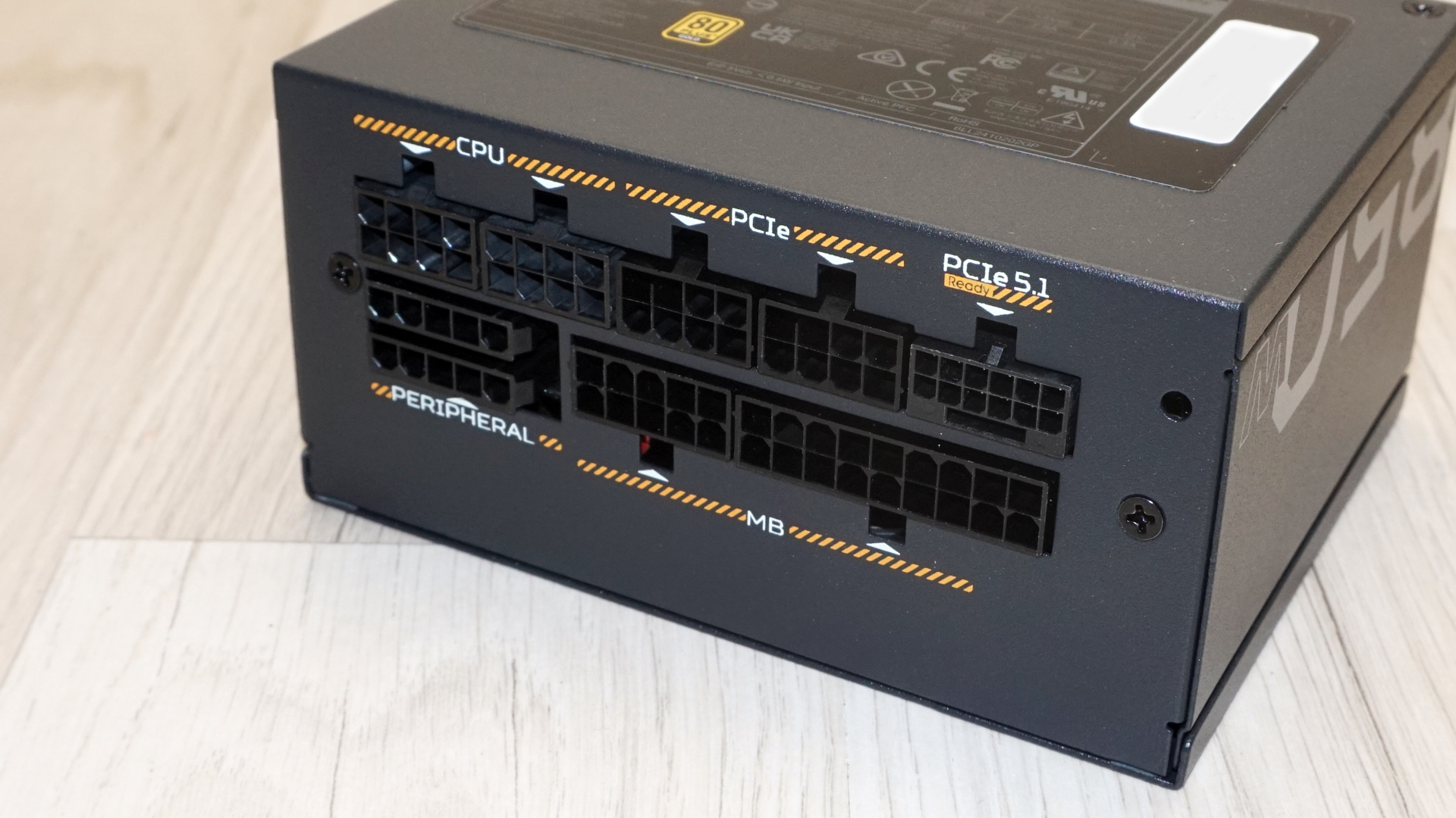 Acer Predator GX850 SFX